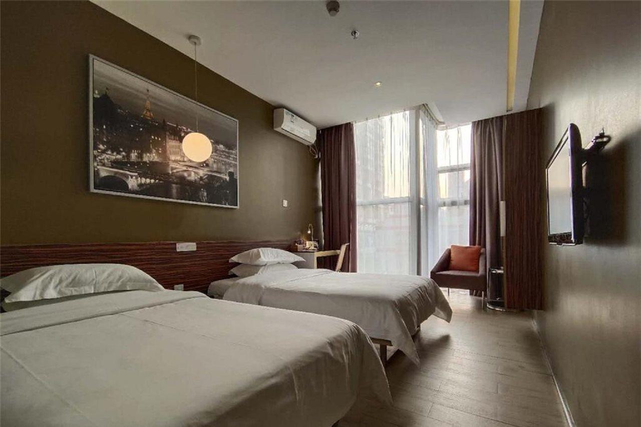 Shenzhen Dongmen Colour Hotel Bagian luar foto