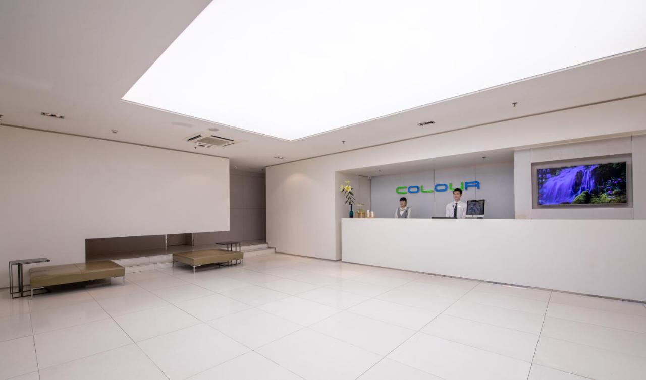Shenzhen Dongmen Colour Hotel Bagian luar foto