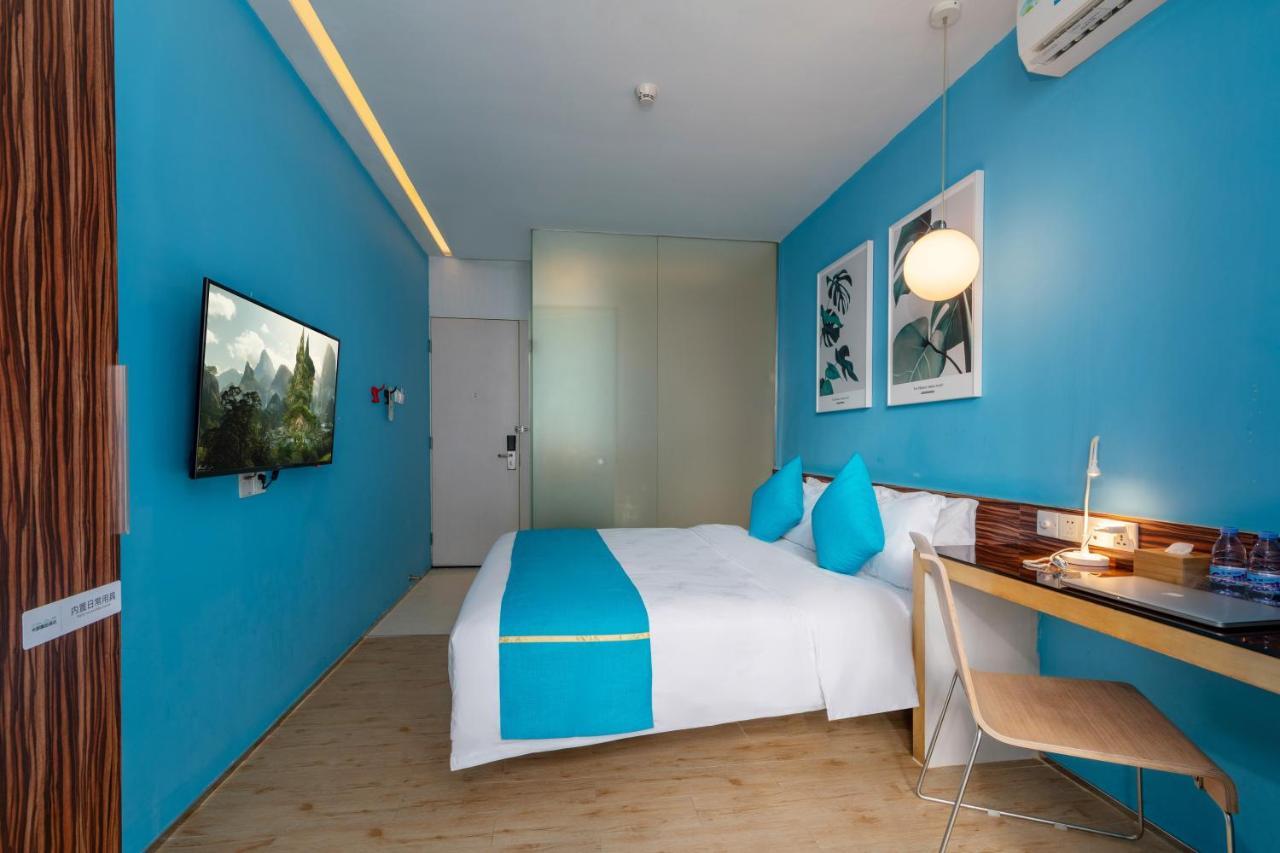 Shenzhen Dongmen Colour Hotel Bagian luar foto