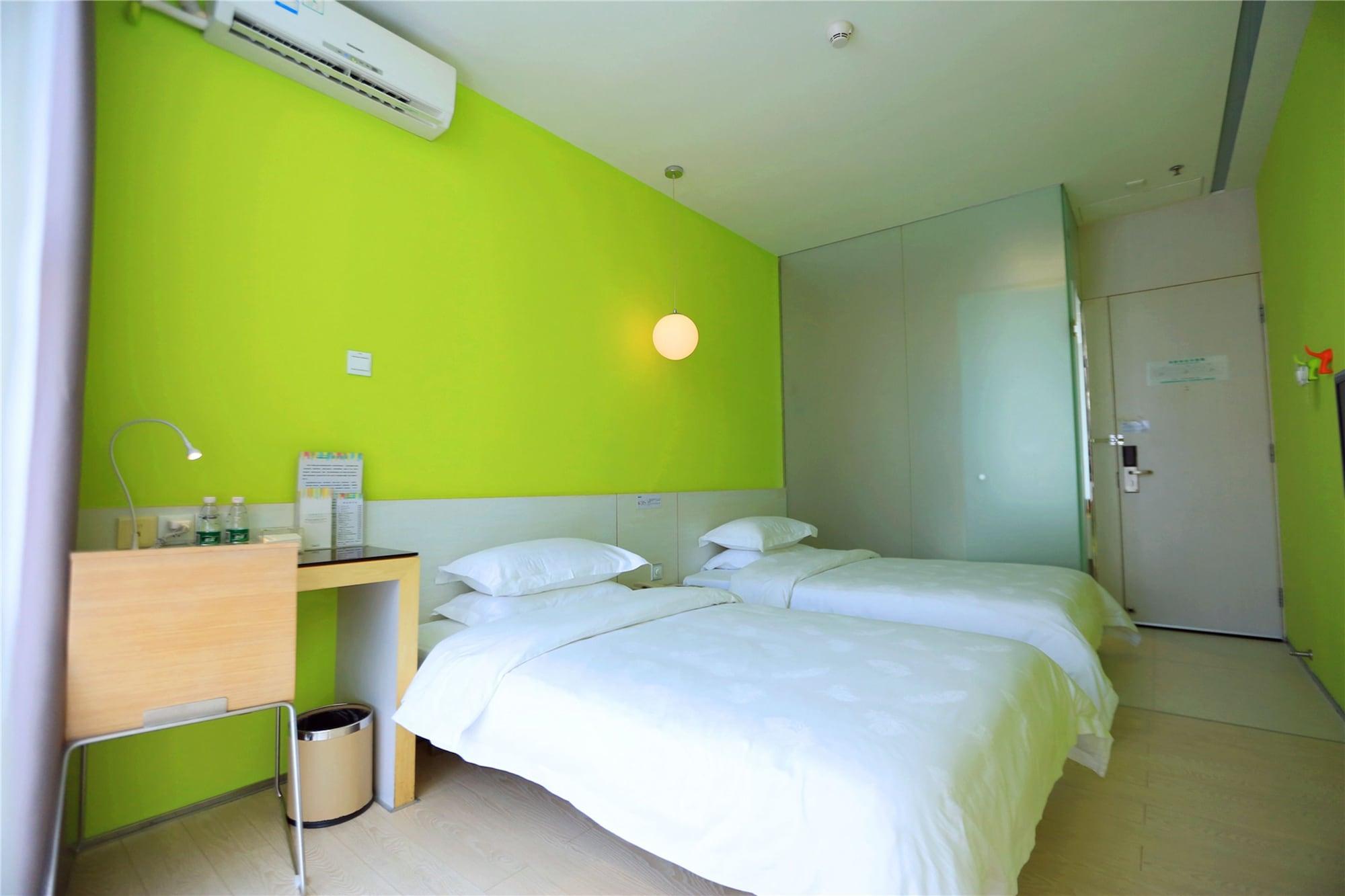 Shenzhen Dongmen Colour Hotel Bagian luar foto